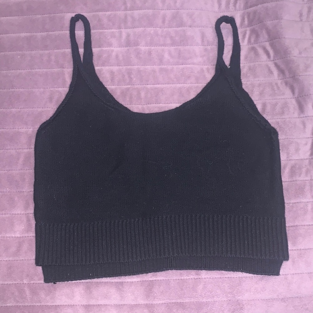 Black knit cropped tank top